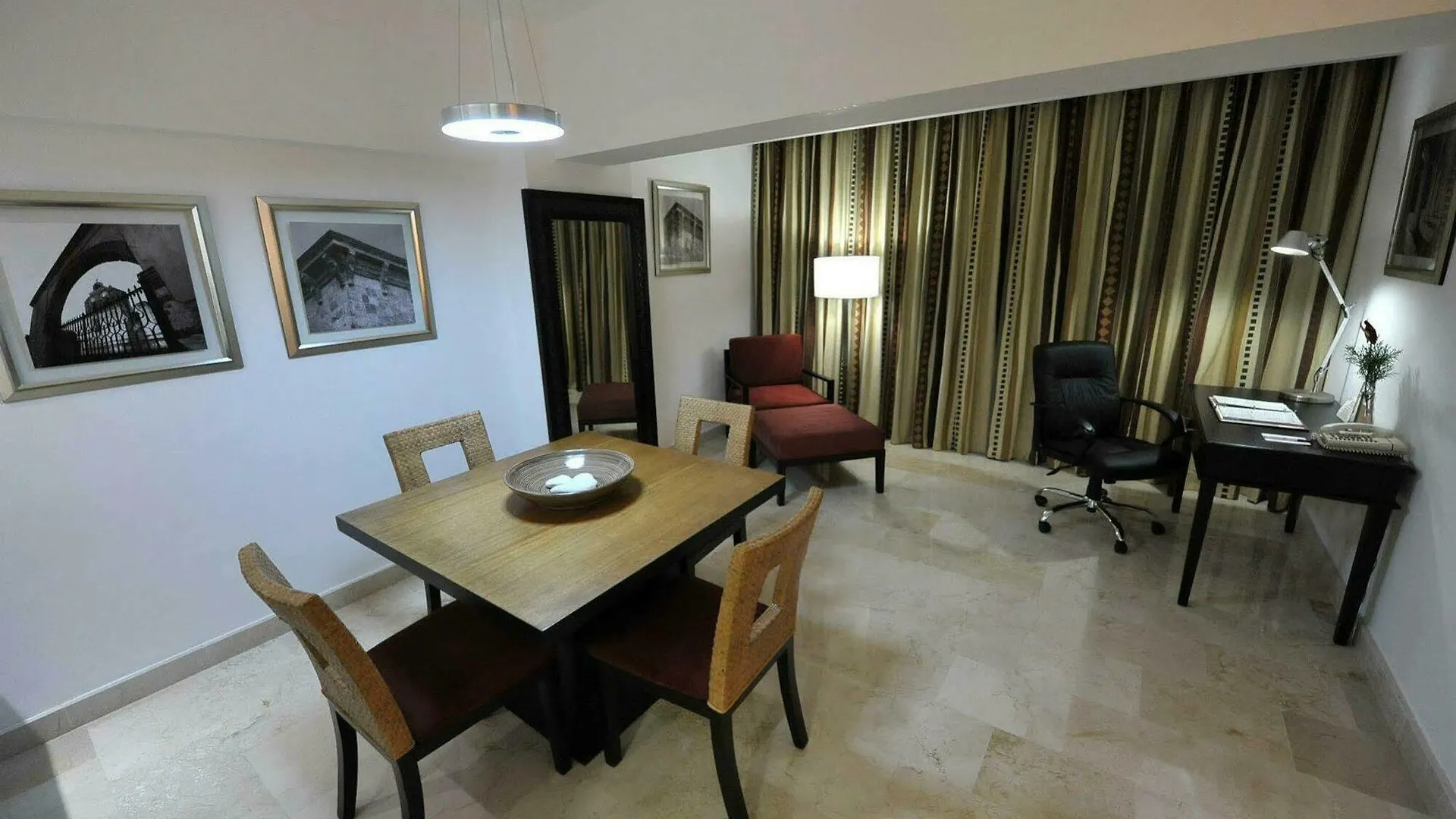 Radisson Hotel Santo Domingo 4*,